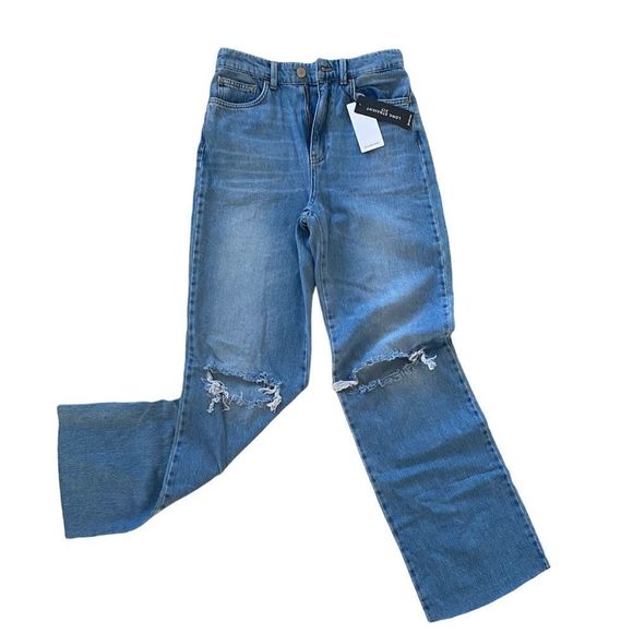 NWT - Stradivarius - New Long Straight Fit Jeans - Size US6 - Picture 1 of 2
